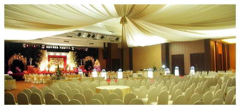 Aston Samarinda Hotel And Convention Center Exterior photo